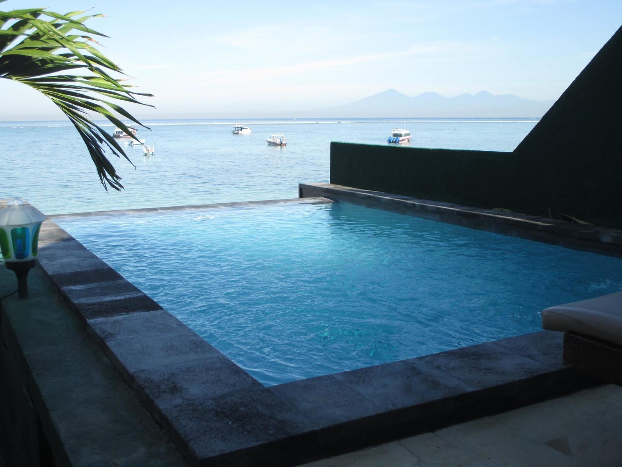 Lembongan Made Inn Exterior photo